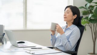 コンビニのコーヒー比較｜プロフィール：30〜50代の主婦・主夫向け。自宅でカフェのような一杯を楽しみたい初心者に向けて、コーヒーの基礎から丁寧に調査・解説するブログ。