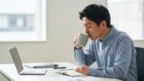 コンビニのコーヒー比較｜プロフィール：30〜50代の主婦・主夫向け。自宅でカフェのような一杯を楽しみたい初心者に向けて、コーヒーの基礎から丁寧に調査・解説するブログ。