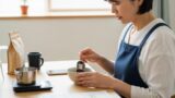 コンビニのコーヒー比較｜プロフィール：30〜50代の主婦・主夫向け。自宅でカフェのような一杯を楽しみたい初心者に向けて、コーヒーの基礎から丁寧に調査・解説するブログ。